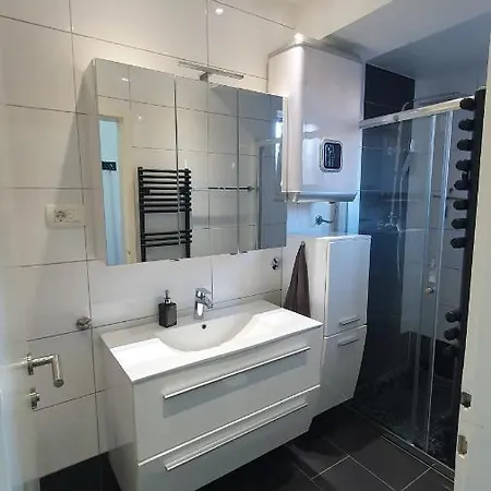 Cicko Apartment *